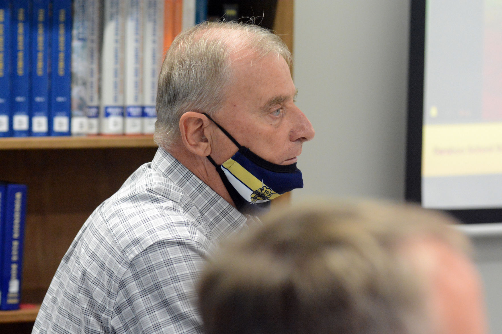 Baraboo reconsiders school reopening plan